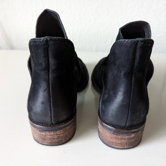 Steve Madden Wila Ankle Boots (Booties) in Size 8 Black - Picture 4 of 9